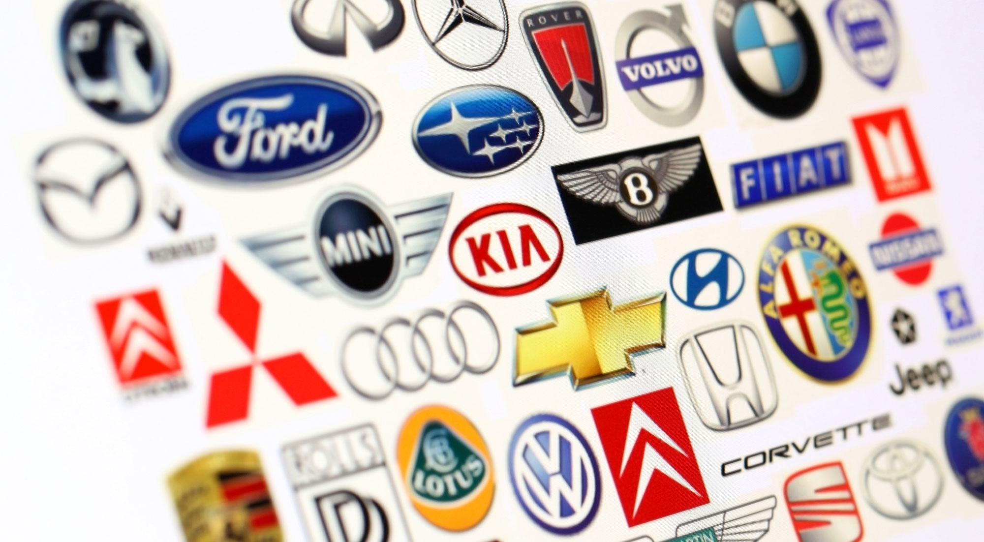 ¿Porqué aumentan los grupos de fabricantes de coches?