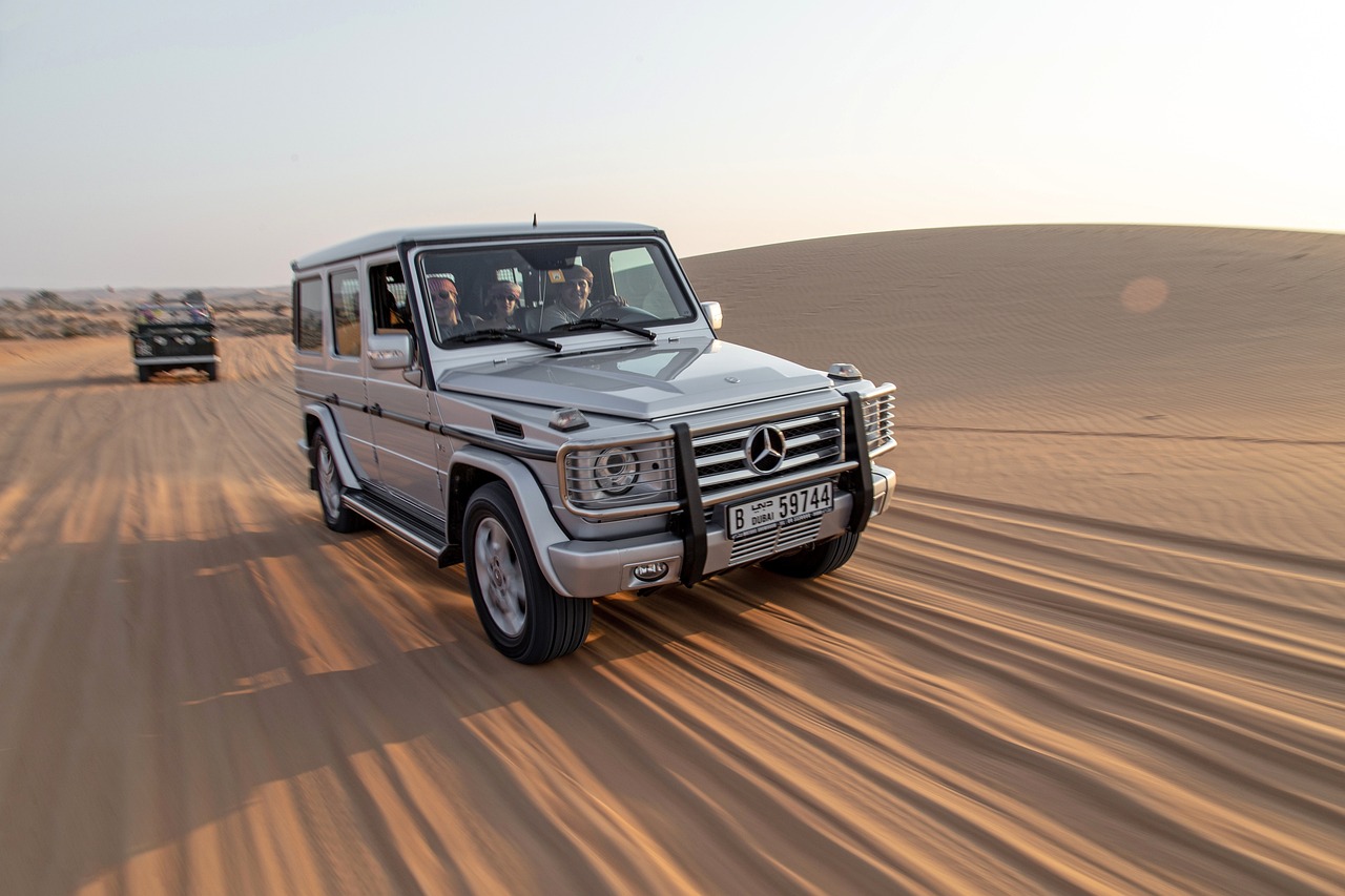 Mercedes Benz en desierto 3