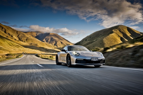 Planazo: descubrir Nueva Zelanda con un Porsche 911 T