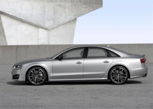 Audi S8 plus lateral