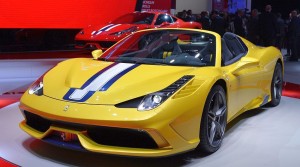 Ferrari 458 Speciale amarillo