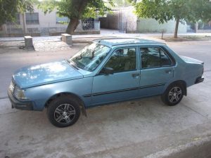 Renault 18 GTS azul