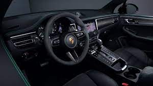 Porsche Macan 2022 5